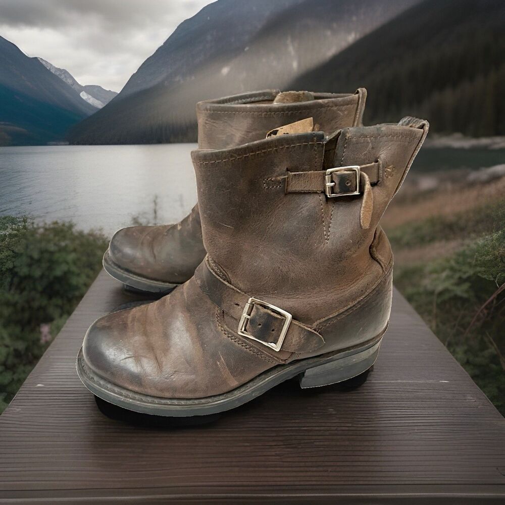 Frye Women's Sz 7 38 Engineer Harness Boots Brown distressed $399 Leather
